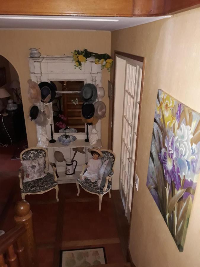 Chambre Dans Villa 高伊斯瑙 外观 照片